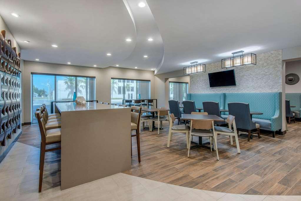 Comfort Suites Fort Lauderdale Airport & Cruise Port Dania Beach Restaurant photo